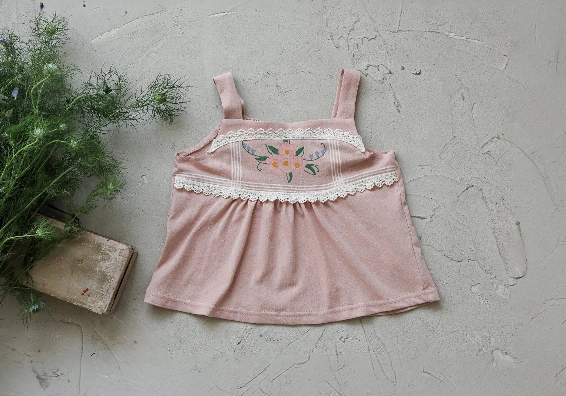 2026 flo Summer - 花花刺繡蕾絲背心 3色 (80-135cm)