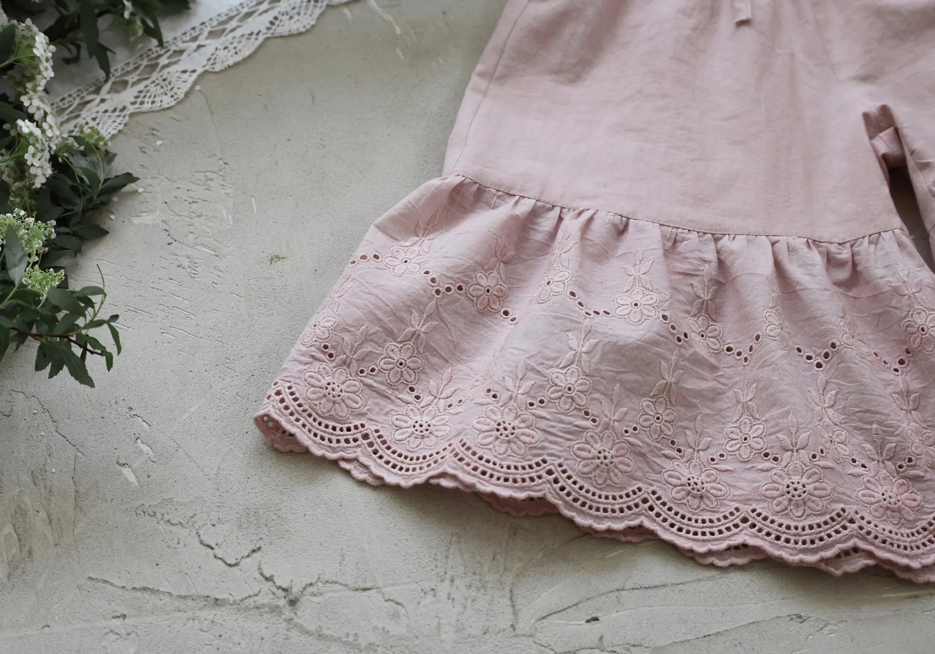 2026 flo Summer - 蕾絲荷葉邊寬褲 2色 (80-135cm)