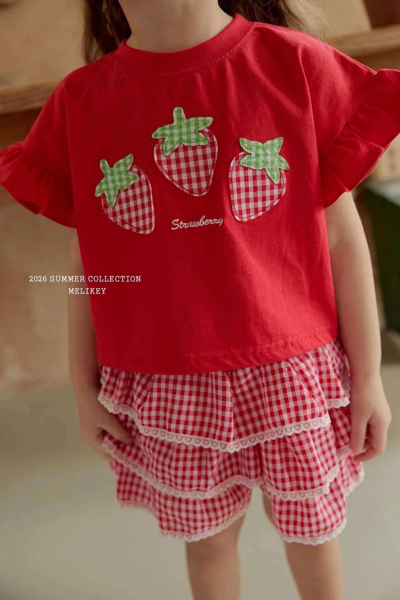 2026 Melikey Summer -格紋草莓荷葉邊TEE 2色 (70-140cm)