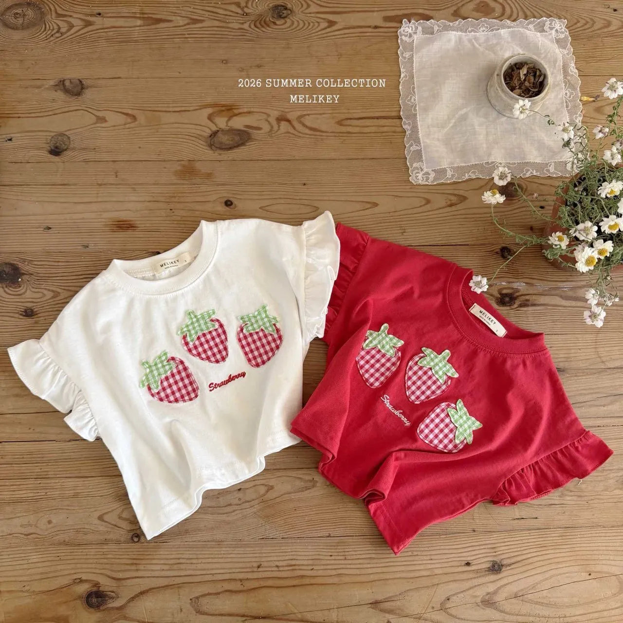 2026 Melikey Summer -格紋草莓荷葉邊TEE 2色 (70-140cm)