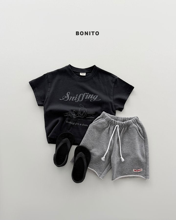 2026 Bonito Summer - sniffing tee