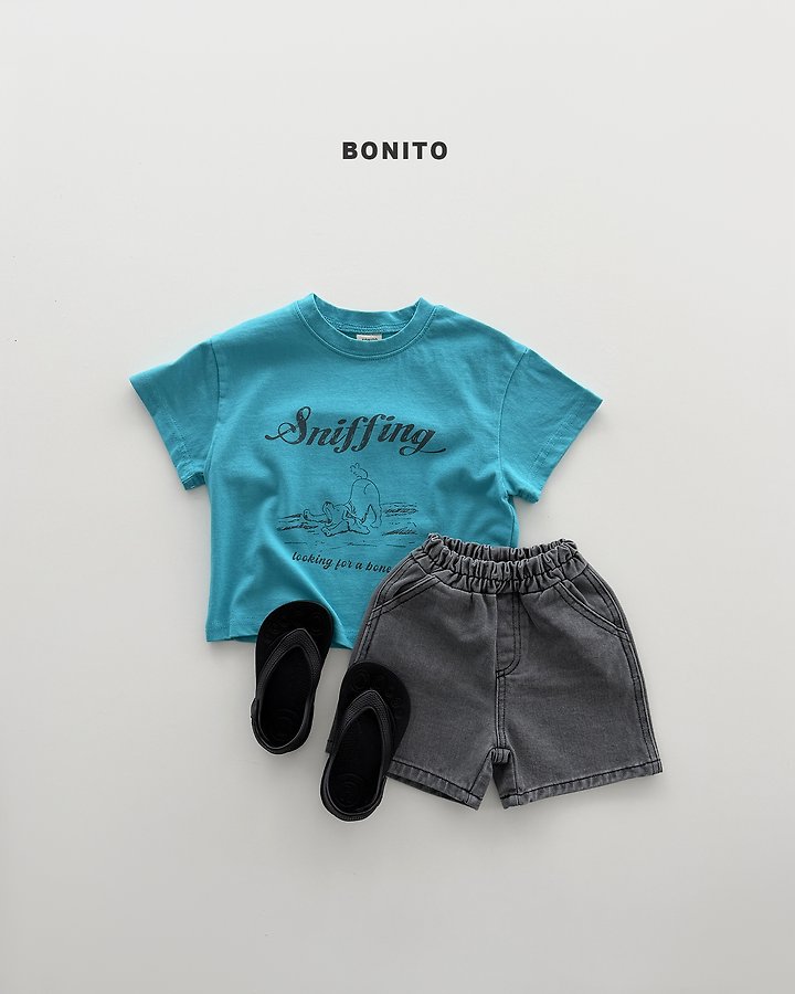2026 Bonito Summer - sniffing tee