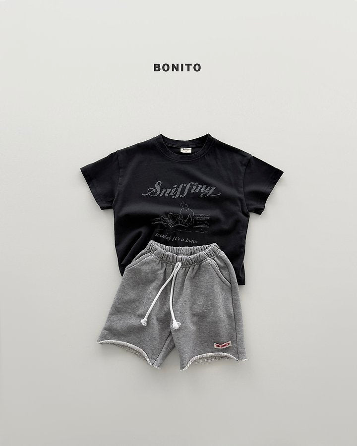 2026 Bonito Summer - sniffing tee
